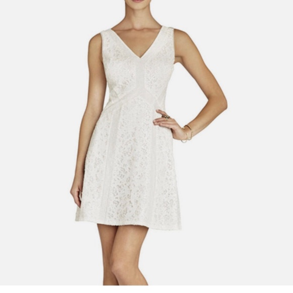 BCBGMaxAzria Dresses & Skirts - Gorgeous NEW  Off White BCBG Maxazria Dress  - Size 4 Sequin Lace